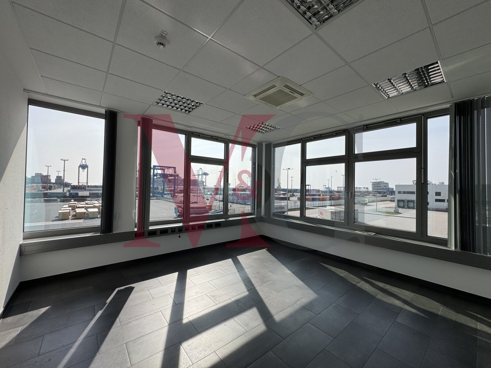 Exklusive Büroflächen am JadeWeserPort zur Miete