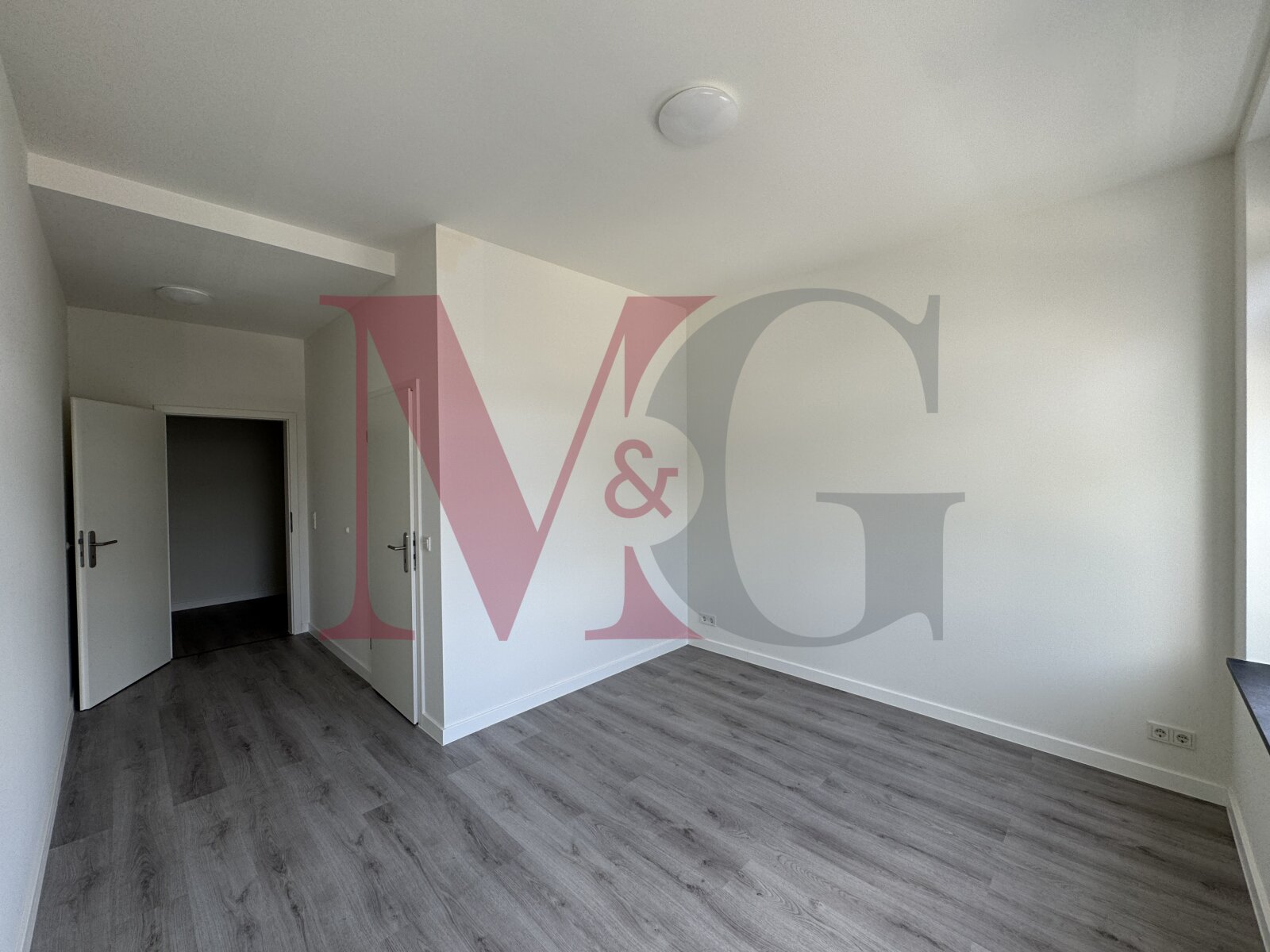 Erstbezug! Frisch sanierte Traumwohnung mit großer Wohnküche