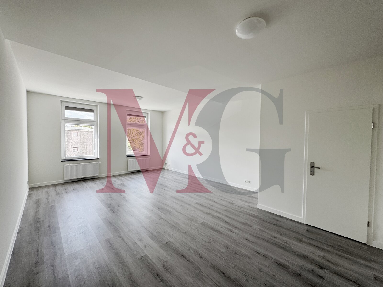 Erstbezug! Frisch sanierte Traumwohnung mit großer Wohnküche