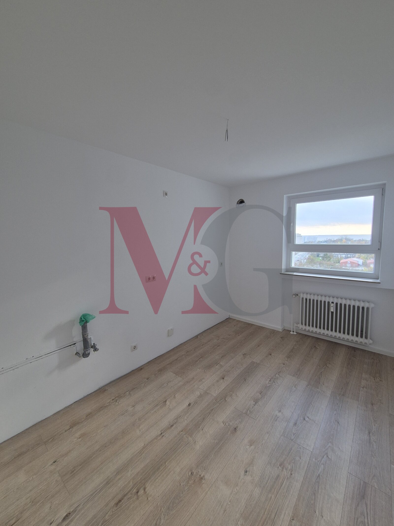 Sanierte 3 - Zimmer Wohnung mit Blick auf das Meer