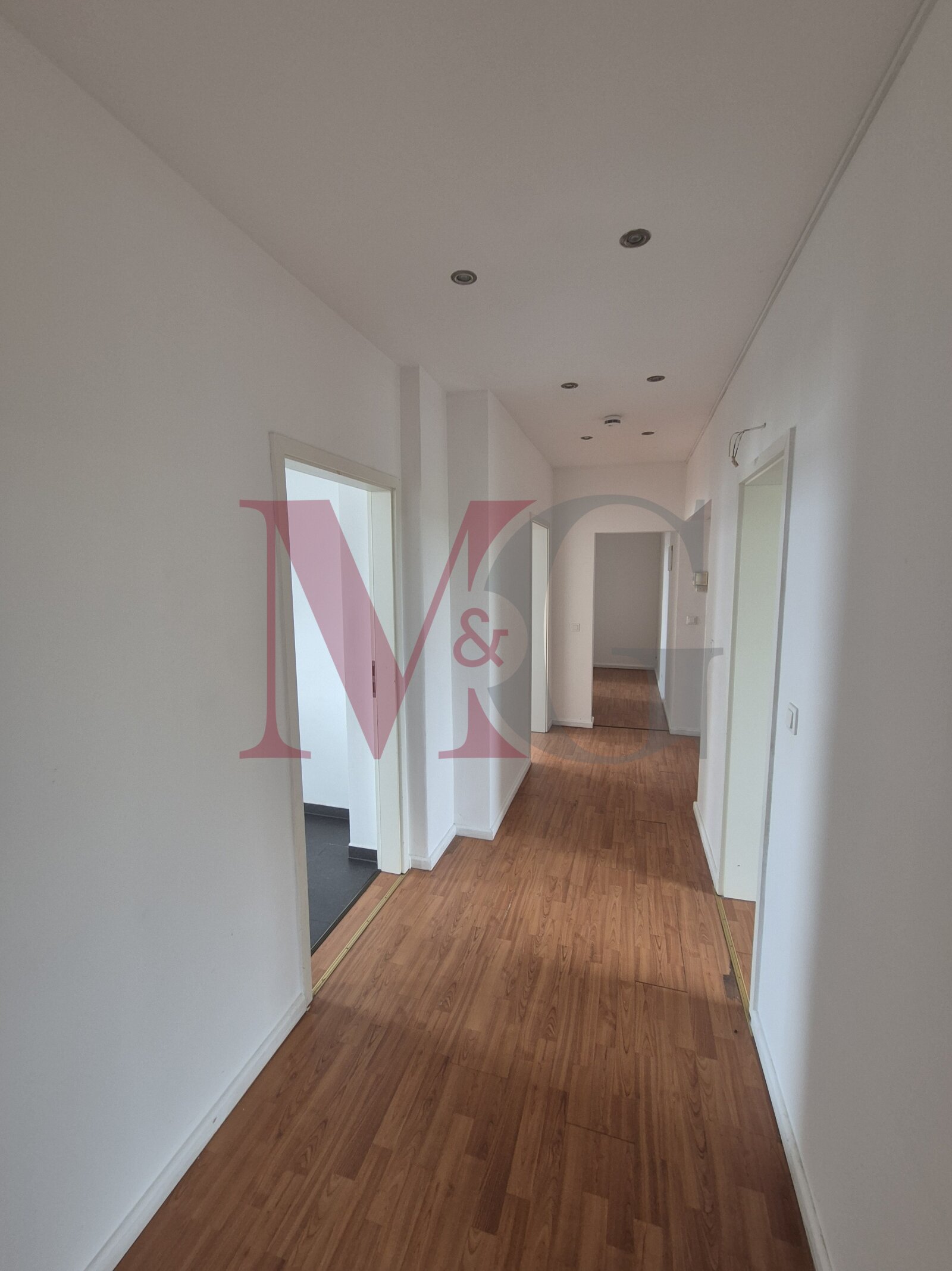 Charmante Wohnung mit Potenzial zu verkaufen!