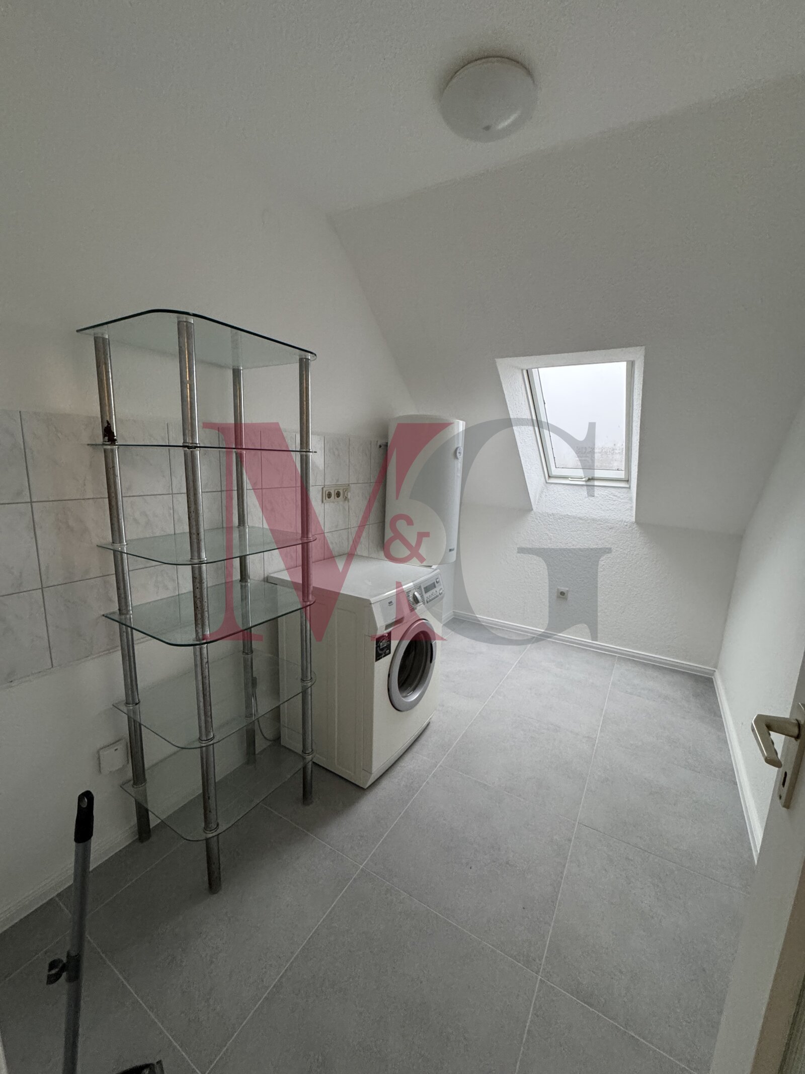 Sanierte WG Zimmer zur Miete