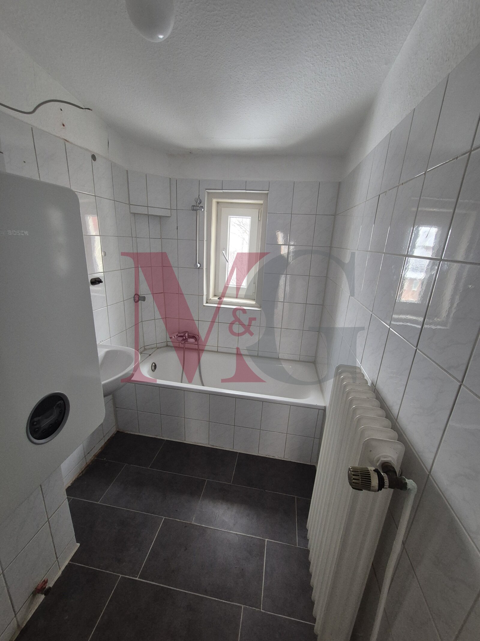 3 - Zimmer Wohnung mit 2 Balkonen und Einbauküche