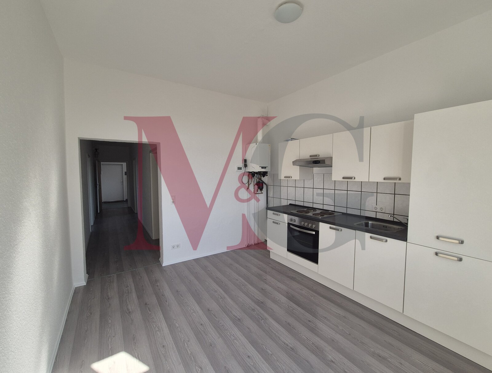 Helle 3 - Zimmer Wohnung mit Altbaucharme 