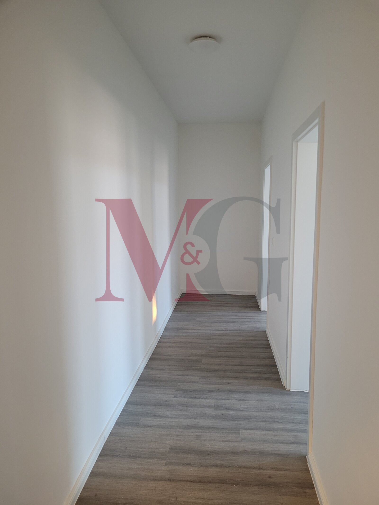 Moderne 2 - Zimmer Wohnung in Citynähe 