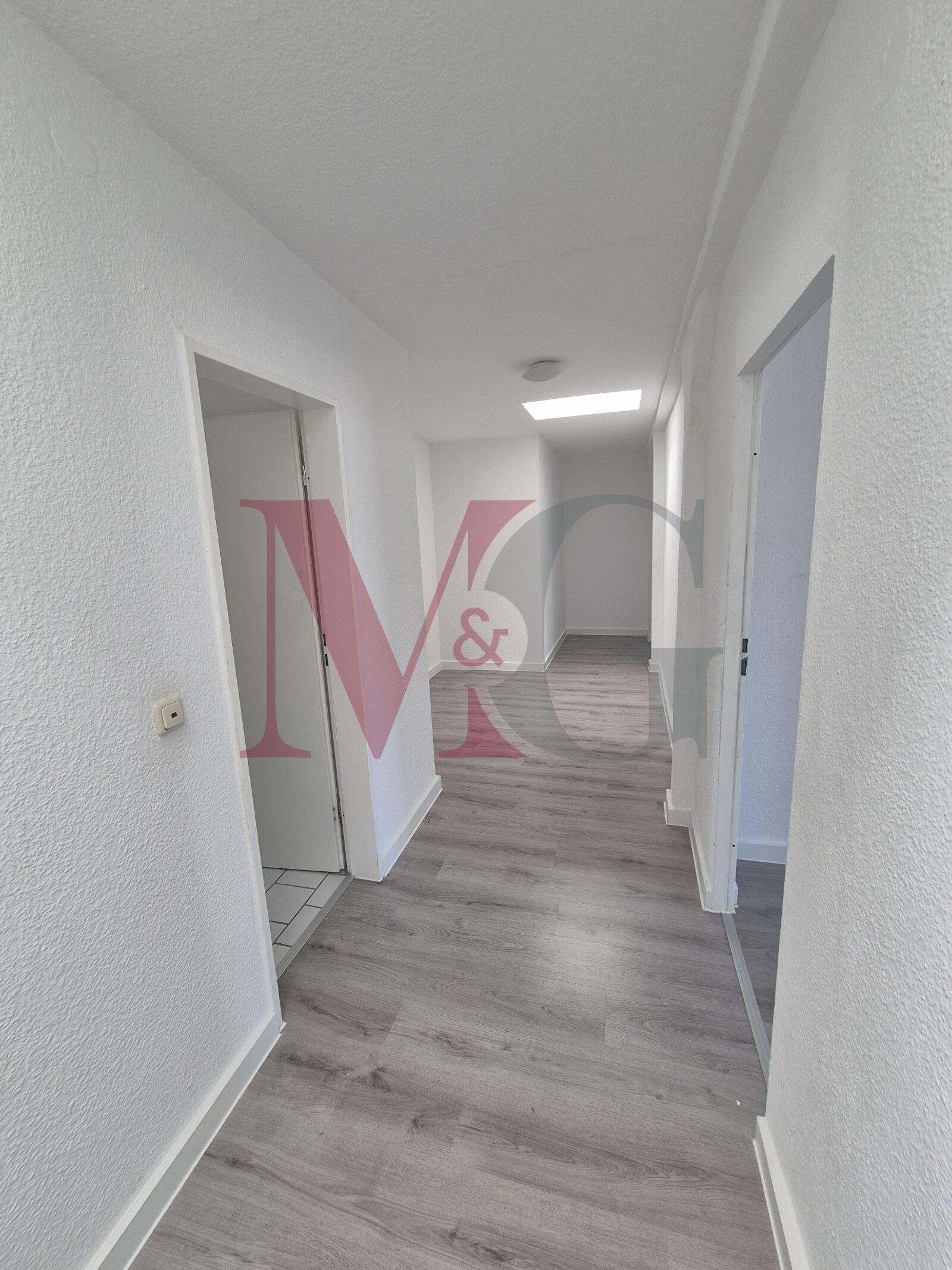 Helle Dachgeschosswohnung in der Innenstadt
