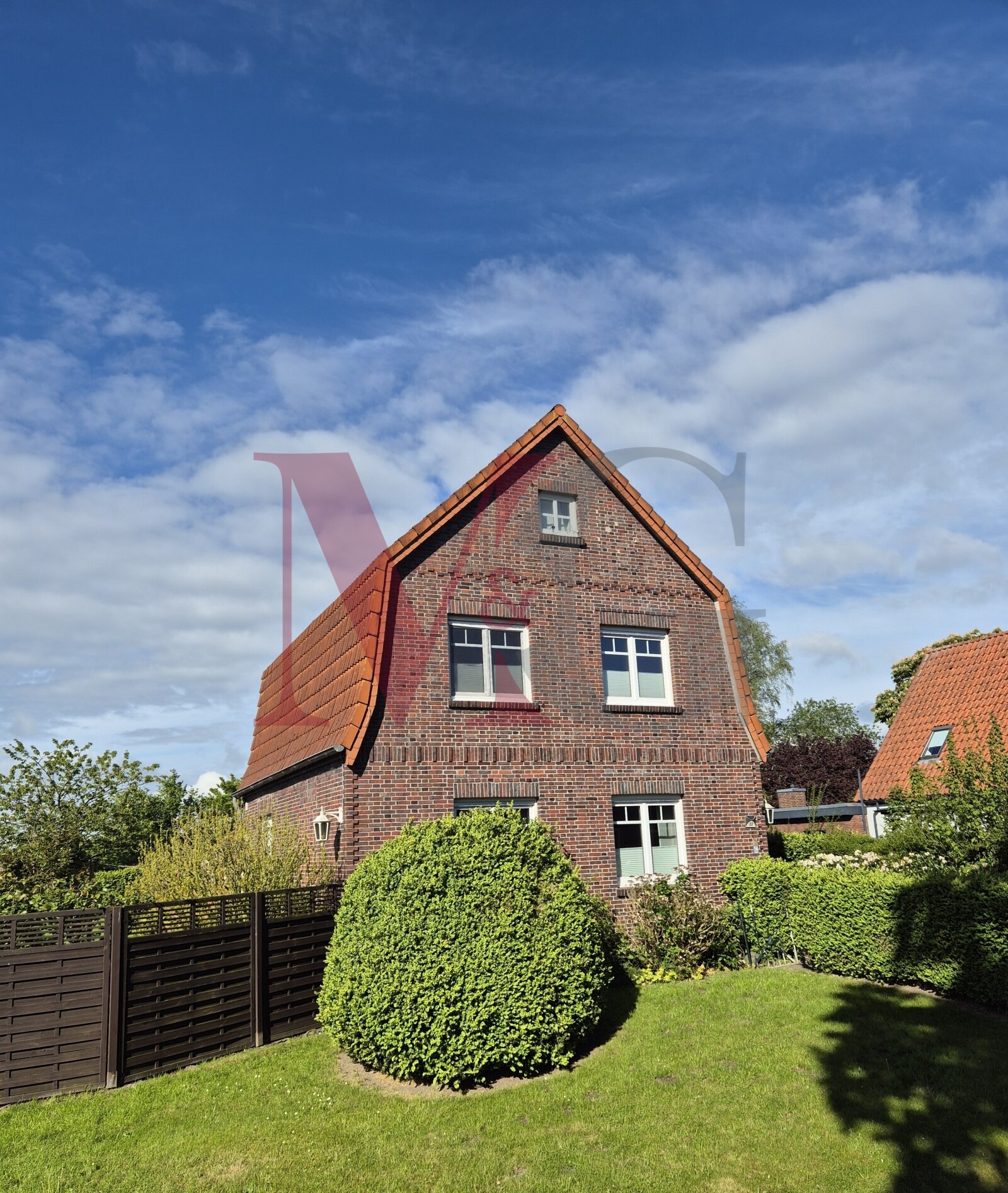 Wilhelmshaven: Charmantes Einfamilienhaus mit vielseitig nutzbarem Anbau zur Miete 
